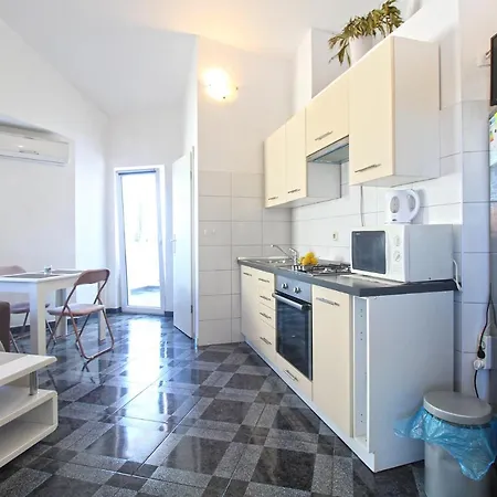 Apartman Olga 2236 Póla